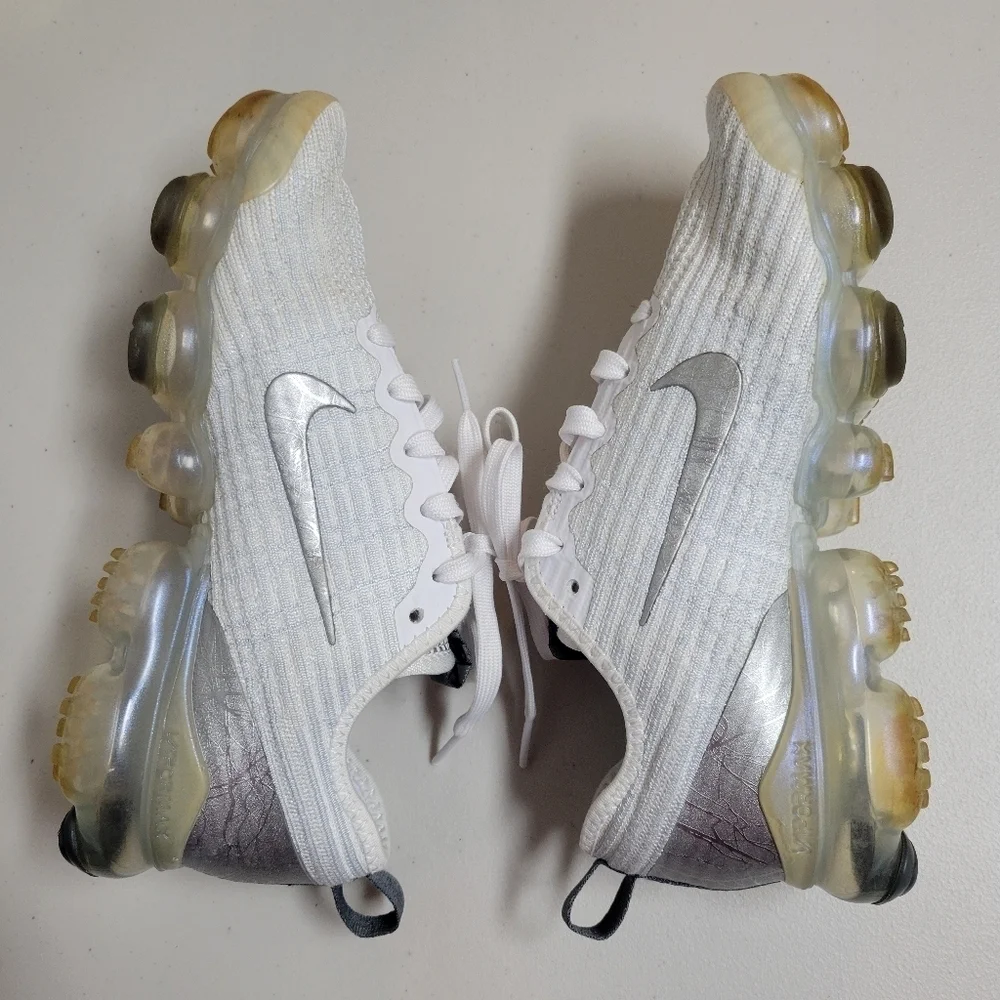 Nike Youth Air Vapormax Flyknit3 Shoes Size 5Y.